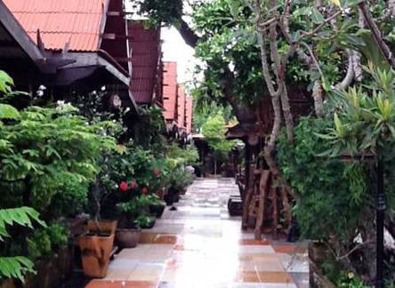 Отель Phuengnang Homestay 
