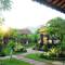 Отель Trijaya Guest House 