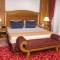 Отель Avenue Hotel