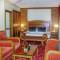 Отель Avenue Hotel