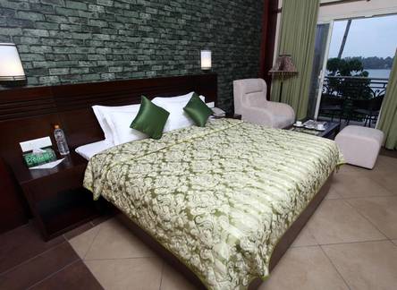 Отель Hotel Allseason 