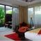 Отель Banyan Suites 