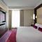 Отель The H Hotel