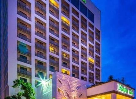 Отель Maple Hotel