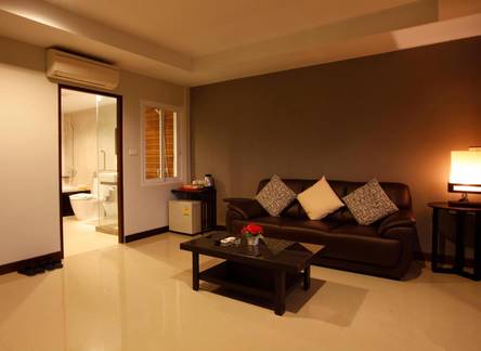 Отель Nize Hotel