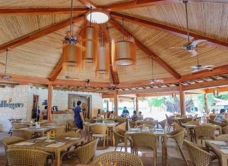 Отель Maribago Bluewater Beach Resort