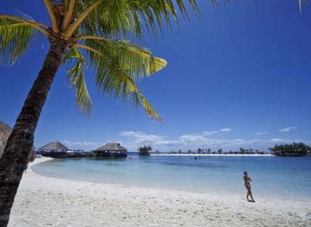 Отель Maribago Bluewater Beach Resort