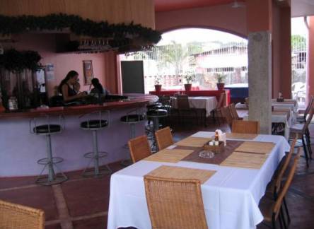 Отель Marquis Hotel and Restaurant