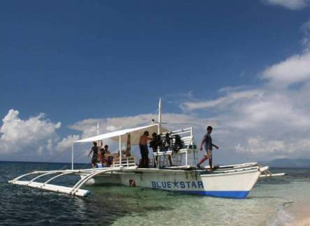 Отель Blue Star Dive and Resort 