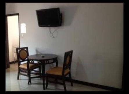 Отель Hafa Adai Court Hotel 