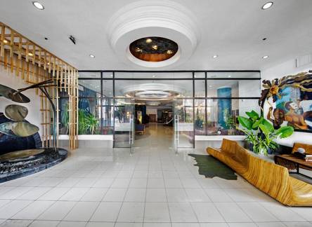 Отель The Bellavista Hotel 