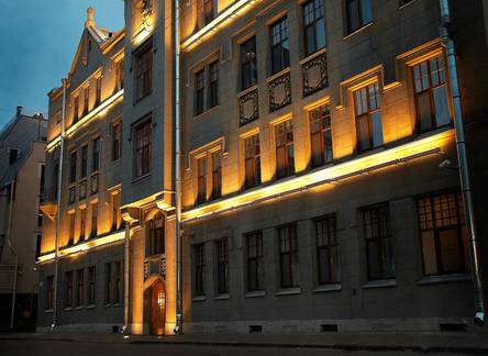 Отель Lancaster Court
