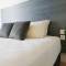 Отель The Leverage Business Hotel (Bandar Baru Mergong)