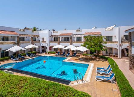 Отель Camel Dive Club & Hotel