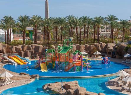Отель Reef Oasis Beach Resort