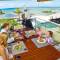 Отель Bon Azur Elegant Suites & Penthouses