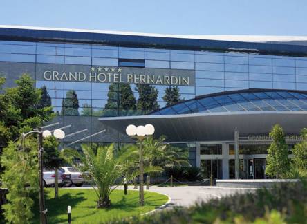Отель Grand Hotel Bernardin