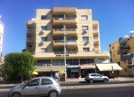 Отель Surf & Sun Holiday Apartments