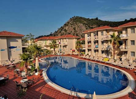 Отель The Blue Lagoon Deluxe Hotel