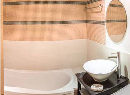 Отель Prime Property Coco De Mer