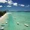 Отель The Bay Hotel Mauritius