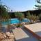 Отель Kapsalia Holiday Villas