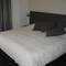 Отель Crystal Boutique Hotel