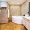 Отель Alacati Beach Resort & Spa