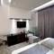 Отель Hotel and Spa Idila