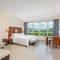 Отель Sheraton Sanya Resort