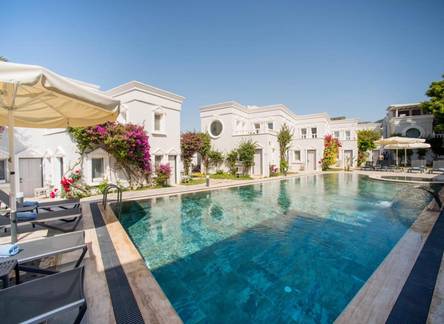 Отель Art Suites Hotel