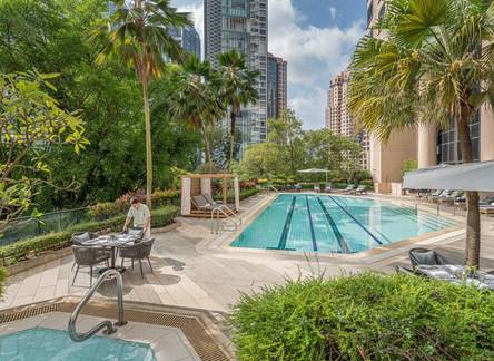 Отель Four Seasons Hotel Singapore