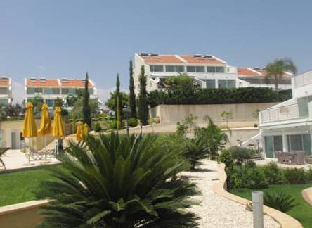 Отель Bayview Gardens