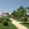 Отель Bayview Gardens