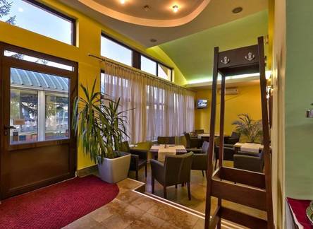 Отель Hotel President
