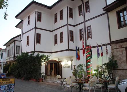 Отель Hotel Karyatit