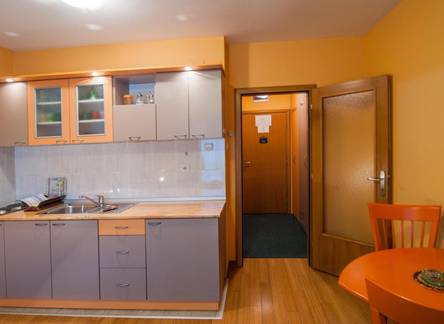Отель Apartments Raj