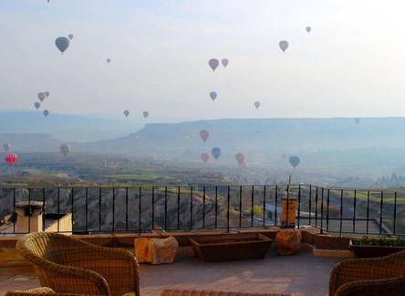 Отель La Casa Cave Hotel