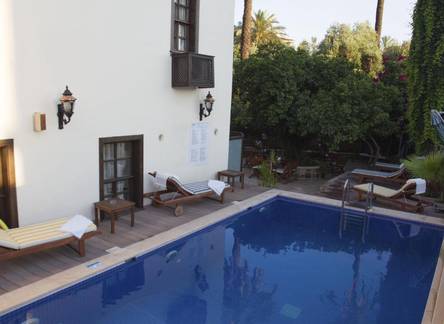 Отель Deja Vu Boutique Hotel