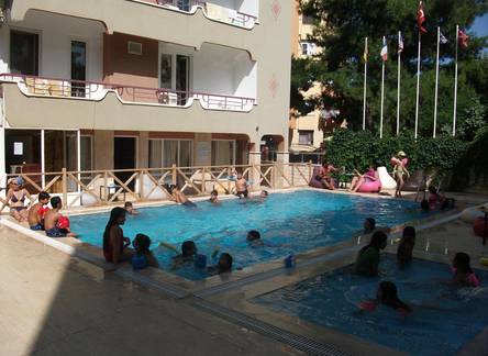 Отель Grand LAVIN Hotel