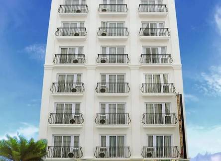 Отель Golden Sand Hotel