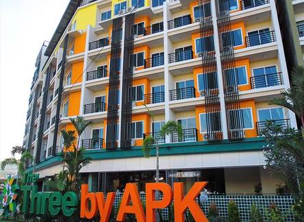 Отель Zephyr Grand Hotel