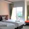 Отель Zephyr Grand Hotel