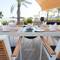 Отель Barracuda Beach Resort