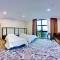 Отель Plaza Hotel Bishkek