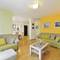 Отель Cozy luxury beach apartment Split
