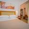 Отель Mediterraneo Hotel & Suites