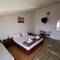 Отель Apartments Plazibat