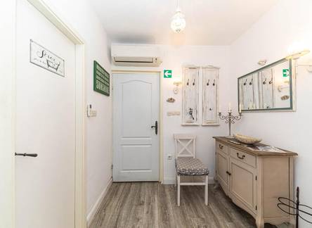 Отель Rooms Tomic