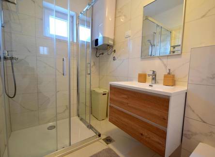 Отель Apartments Blazevic